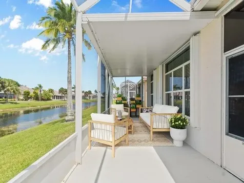 614 Nw Lambrusco Drive Port Saint Lucie FL 34986