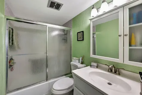 2350 NE 14th Street Causeway Pompano Beach FL 33062