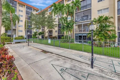 2350 NE 14th Street Causeway Pompano Beach FL 33062