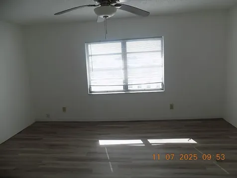 231 E Lantana Road Lantana FL 33462