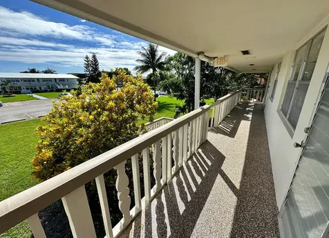 86 Sheffield D West Palm Beach FL 33417