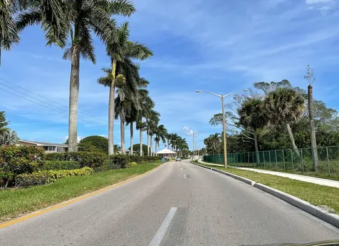 86 Sheffield D West Palm Beach FL 33417