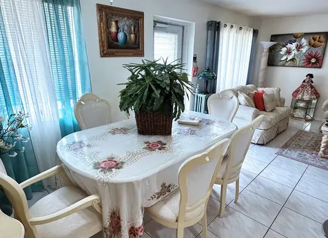 86 Sheffield D West Palm Beach FL 33417