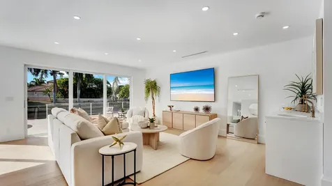 580 Sw 15th Street Boca Raton FL 33432