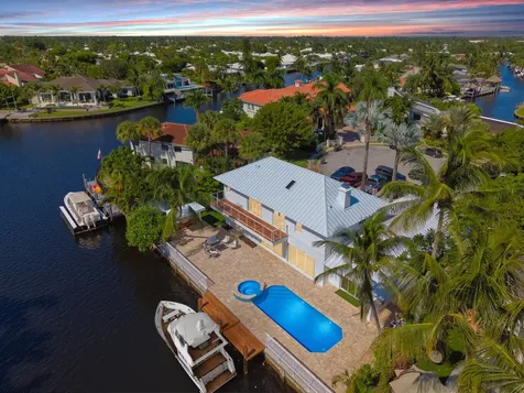 580 Sw 15th Street Boca Raton FL 33432