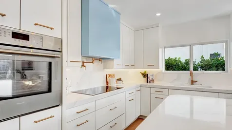 580 Sw 15th Street Boca Raton FL 33432