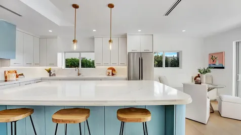 580 Sw 15th Street Boca Raton FL 33432