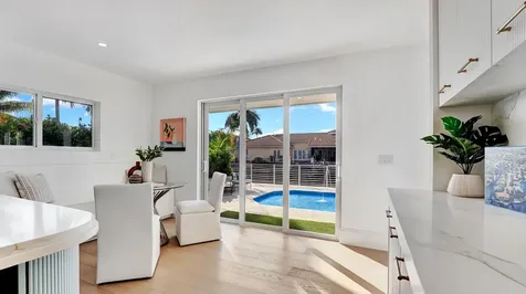 580 Sw 15th Street Boca Raton FL 33432