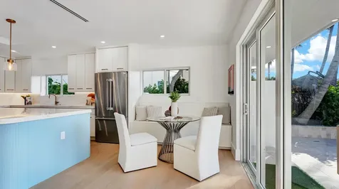 580 Sw 15th Street Boca Raton FL 33432