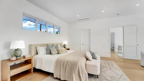 580 Sw 15th Street Boca Raton FL 33432