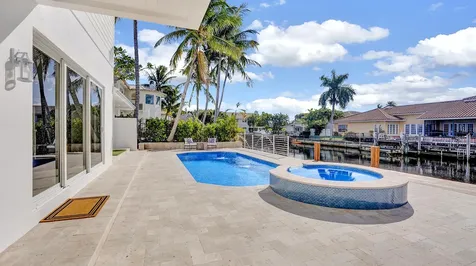 580 Sw 15th Street Boca Raton FL 33432