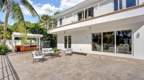 580 Sw 15th Street Boca Raton FL 33432