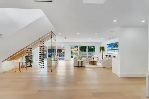 580 Sw 15th Street Boca Raton FL 33432