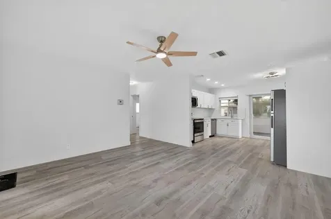 6700 Nw 71st Court Tamarac FL 33321