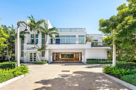226 Palm Court Delray Beach FL 33444
