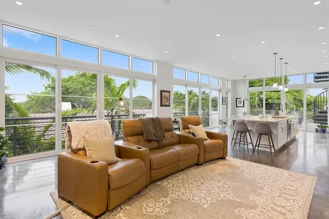 226 Palm Court Delray Beach FL 33444