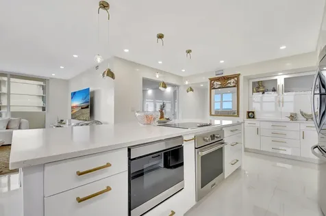 5440 N Ocean Drive Singer Island FL 33404