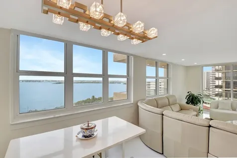 5440 N Ocean Drive Singer Island FL 33404