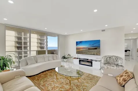 5440 N Ocean Drive Singer Island FL 33404