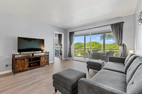 300 Waterway Drive Lantana FL 33462