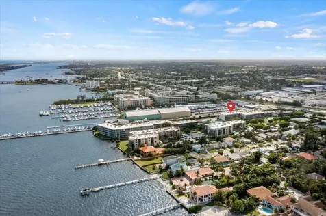 300 Waterway Drive Lantana FL 33462