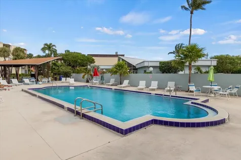 300 Waterway Drive Lantana FL 33462