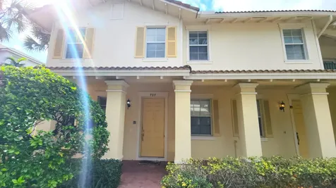 909 NW 18th Avenue Boca Raton FL 33486