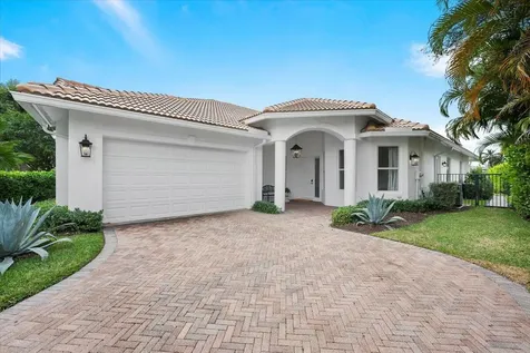 2951 Twin Oaks Way Wellington FL 33414
