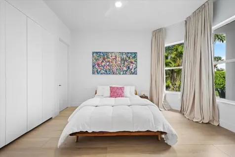 2951 Twin Oaks Way Wellington FL 33414