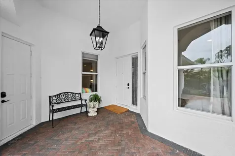 2951 Twin Oaks Way Wellington FL 33414