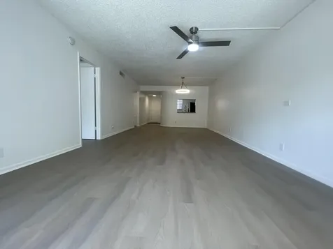3955 N Nob Hill Road Sunrise FL 33351