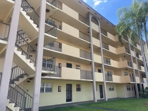 3955 N Nob Hill Road Sunrise FL 33351