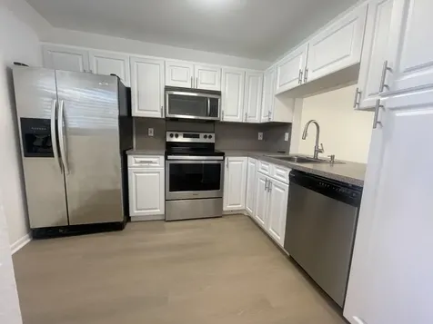 3955 N Nob Hill Road Sunrise FL 33351