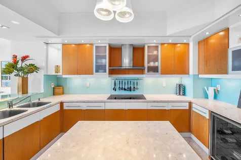 400 Se 5th Avenue Boca Raton FL 33432