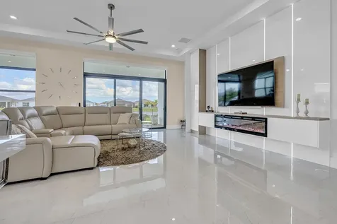 5320 Saint Armands Way Westlake FL 33470