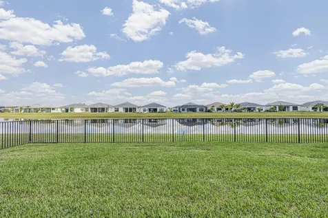 5320 Saint Armands Way Westlake FL 33470
