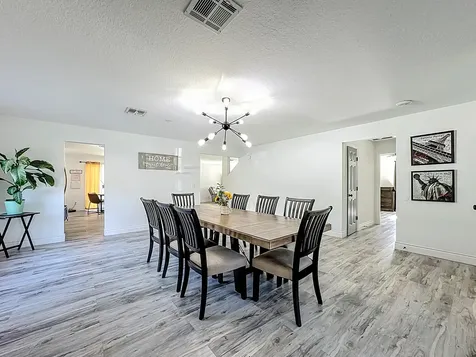 13841 Chihuly Court Orlando FL 32824