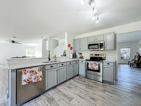 13841 Chihuly Court Orlando FL 32824