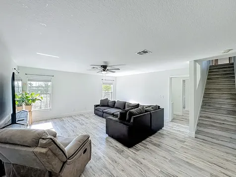 13841 Chihuly Court Orlando FL 32824