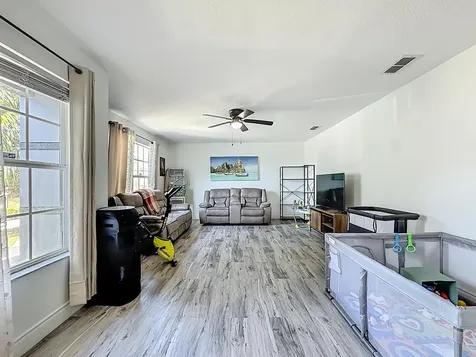 13841 Chihuly Court Orlando FL 32824