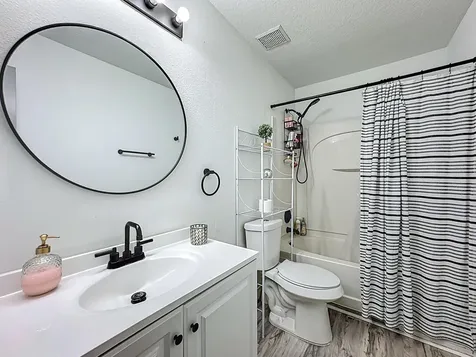 13841 Chihuly Court Orlando FL 32824