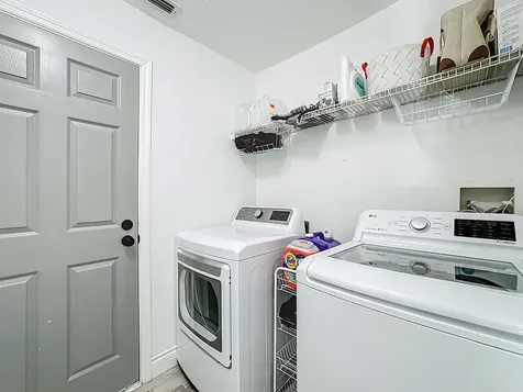 13841 Chihuly Court Orlando FL 32824