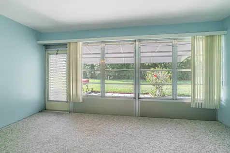180 High Point Terrace Delray Beach FL 33445