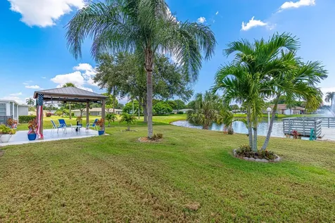 180 High Point Terrace Delray Beach FL 33445