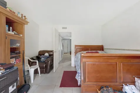3058 Riverside Drive Coral Springs FL 33065