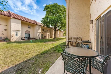 3058 Riverside Drive Coral Springs FL 33065