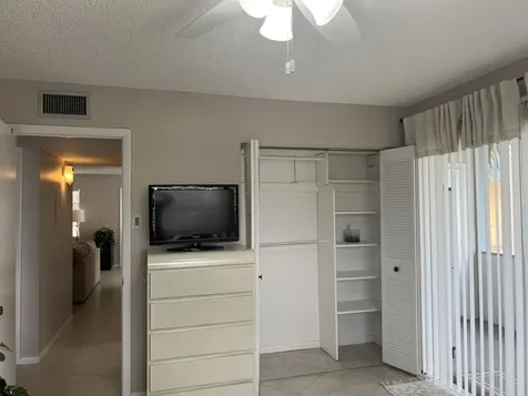 900 Flanders Delray Beach FL 33484