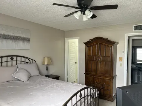 900 Flanders Delray Beach FL 33484