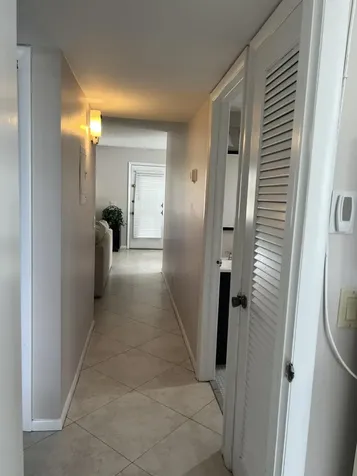 900 Flanders Delray Beach FL 33484