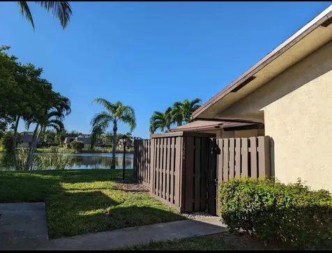 1504 Waterview Circle Palm Springs FL 33461